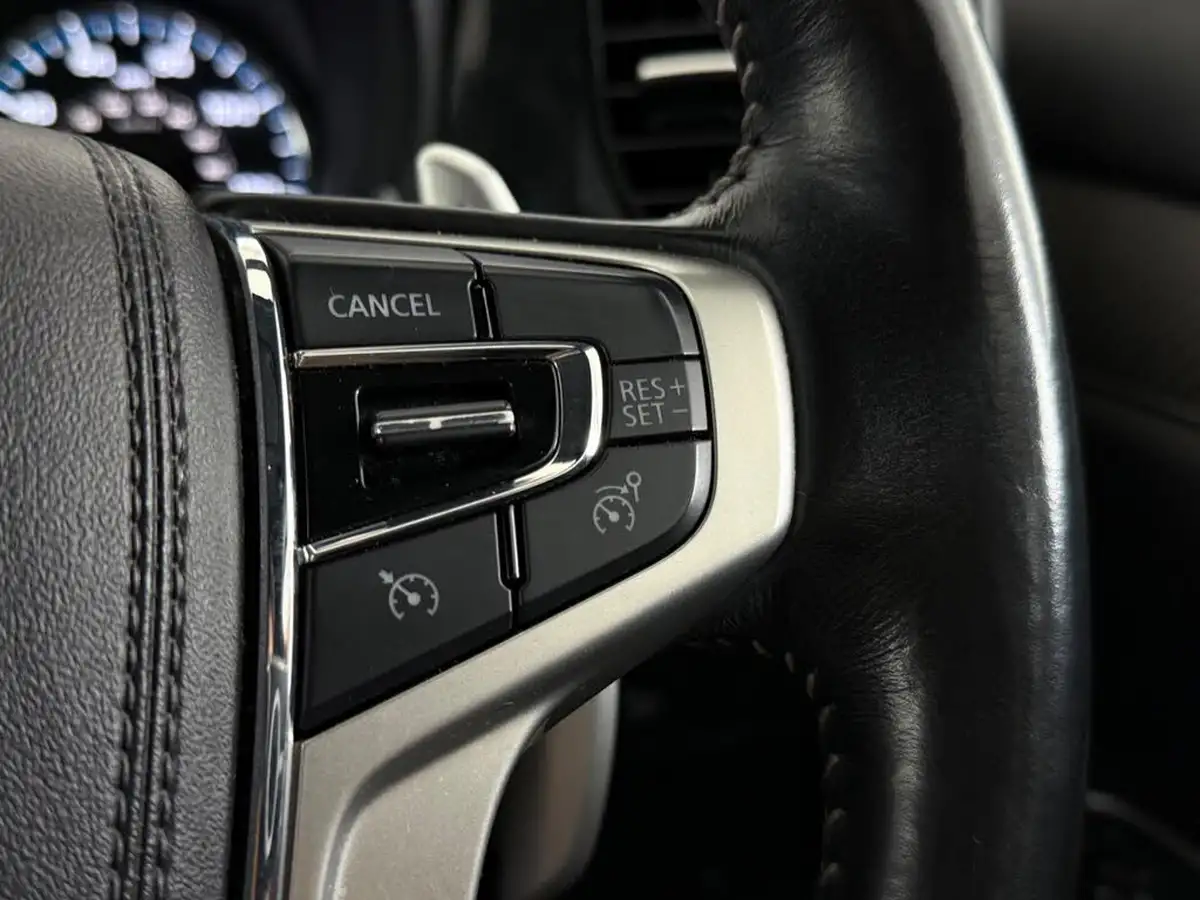 2018-mitsubishi-outlander-24-4h-phev-big-27