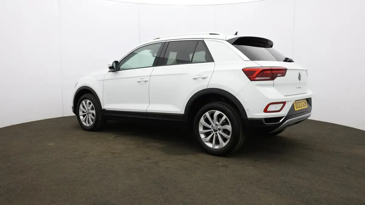 2023-volkswagen-t-roc-15-tsi-style-hatchback-5d-big-66