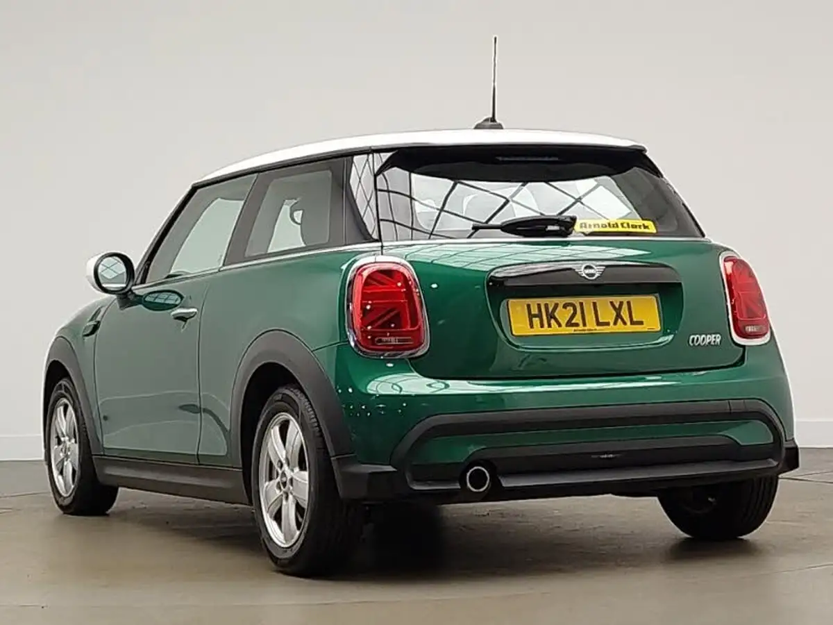 2021-mini-cooper-15-cooper-classic-hatchback-3d-big-1