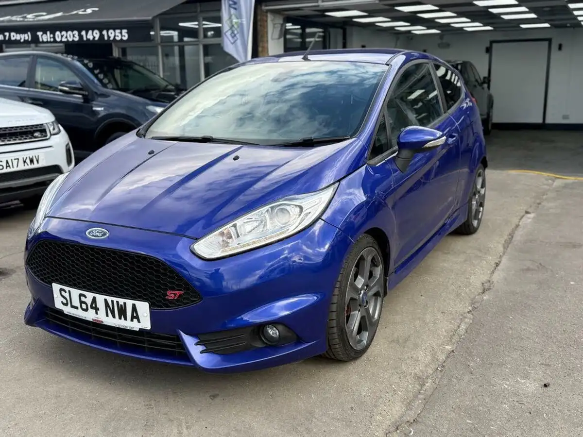 2014-ford-fiesta-16-st-3-big-7