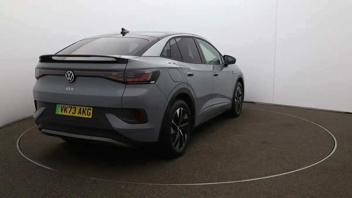 2023-volkswagen-id5-e-tech-174ps-big-56