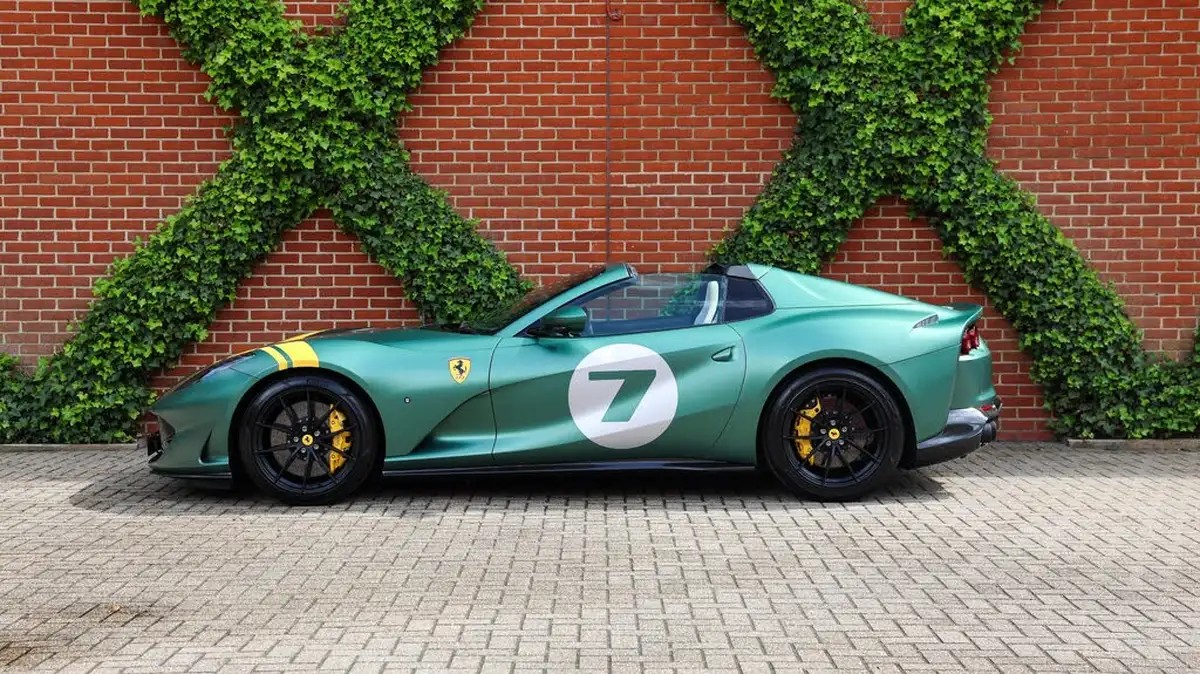 2022-ferrari-812-gts-big-3
