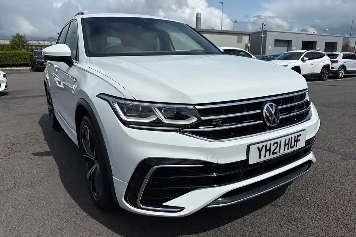 2021-volkswagen-tiguan-15-tsi-r-line-big-16
