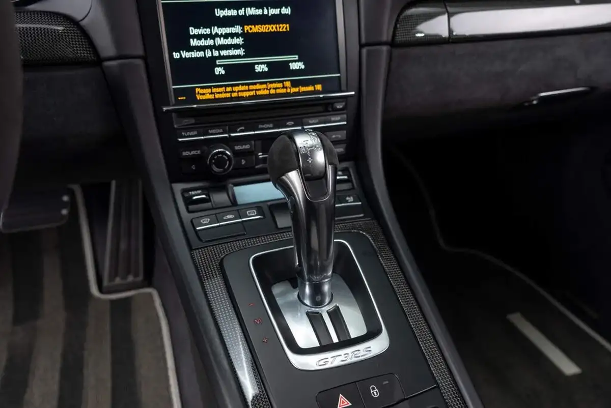 2016-porsche-911-big-22