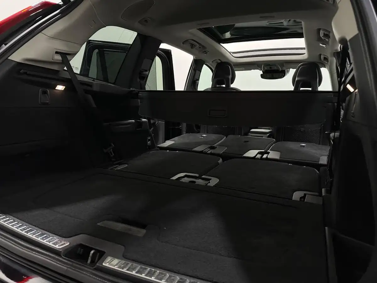 2015-volvo-xc90-20td-momentum-big-48
