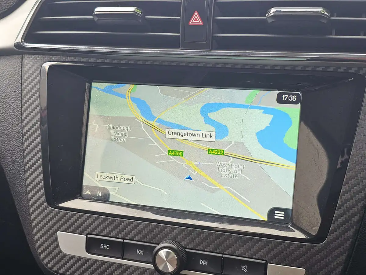 2018-mg-zs-suv-15-vti-tech-exclusive-big-3
