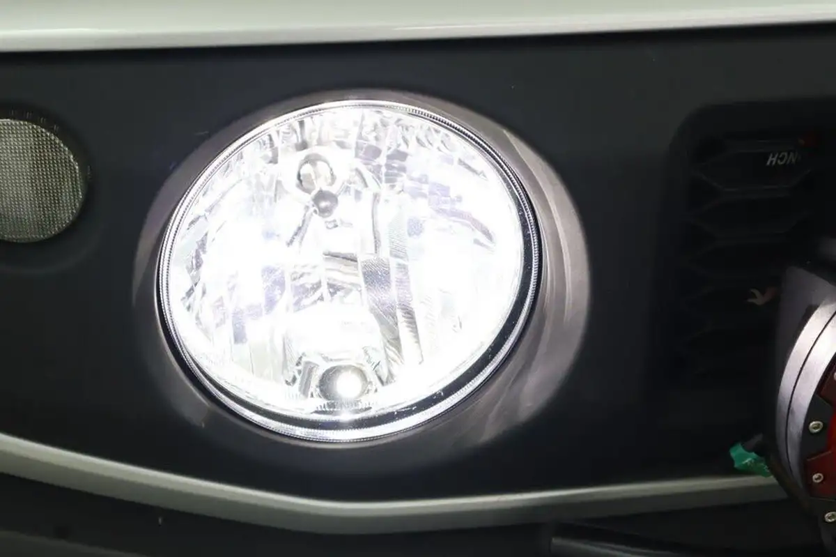 2024-suzuki-jimny-15-light-commercial-allgrip-big-45