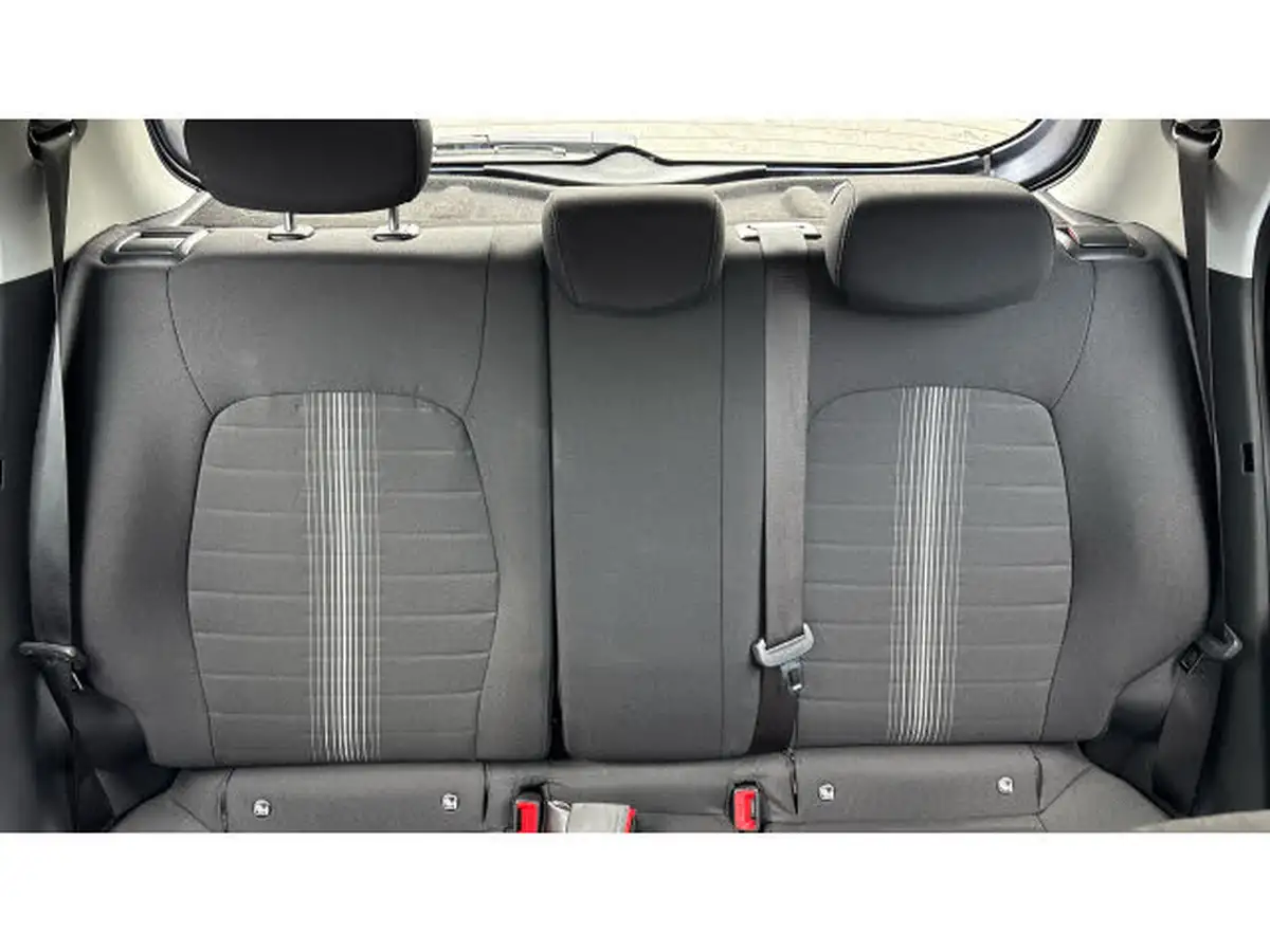 2025-hyundai-i10-12-advance-79ps-big-14