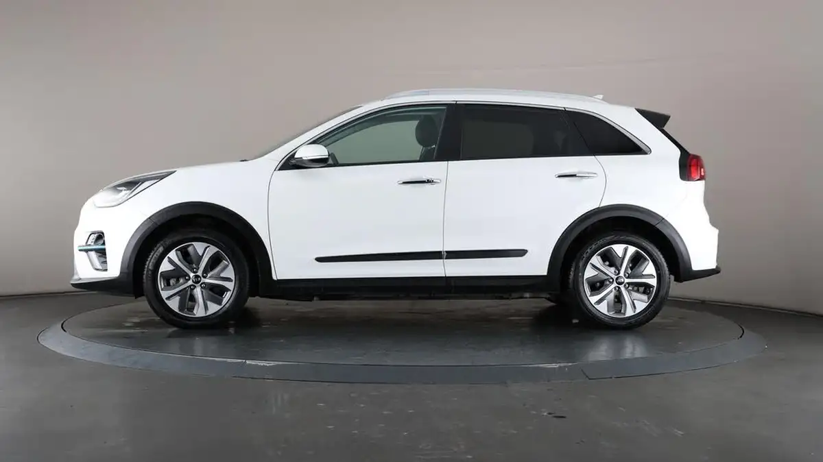 2020-kia-e-niro-ev-4-big-37