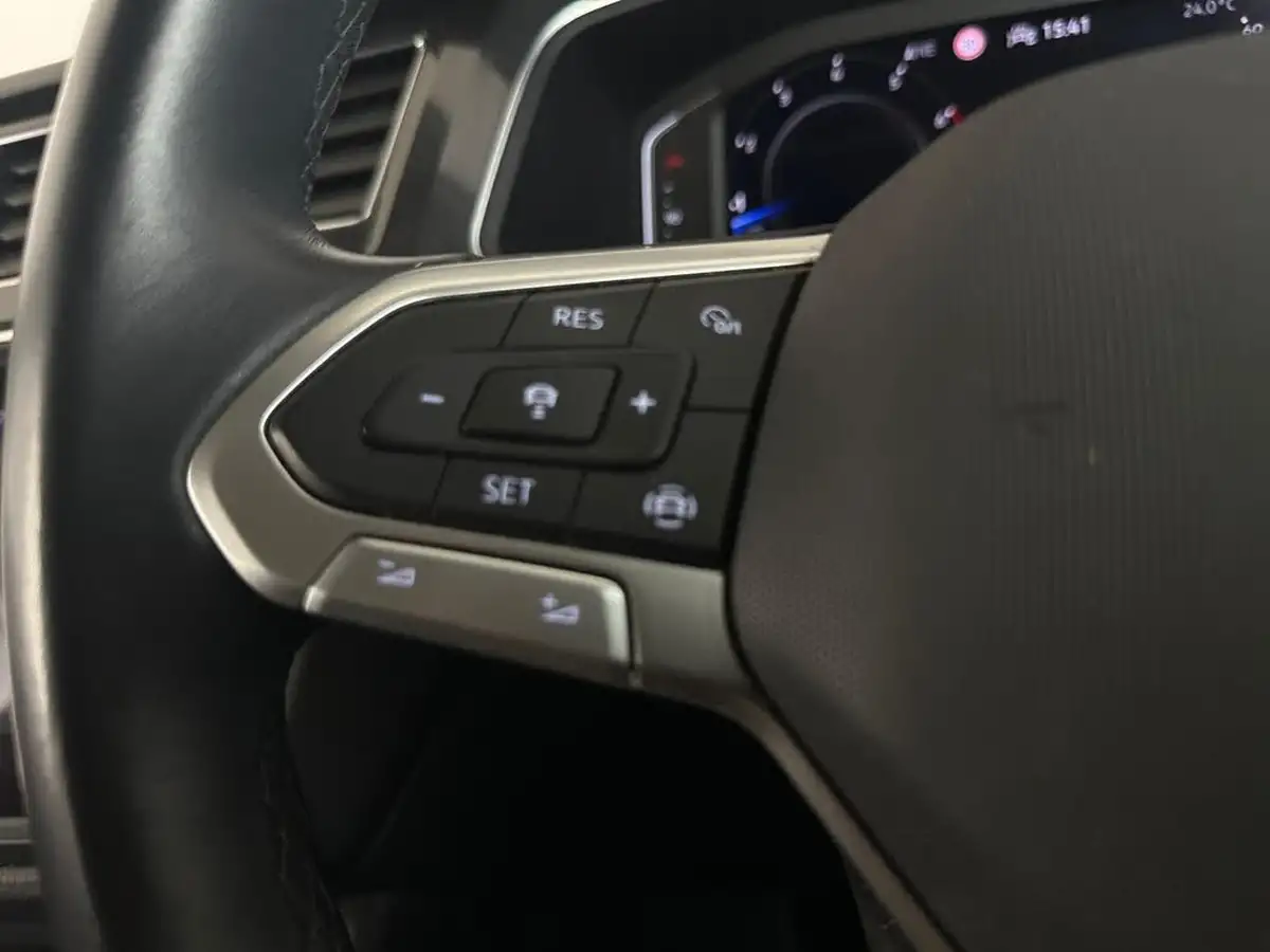 2022-volkswagen-tiguan-allspace-15-tsi-life-big-28