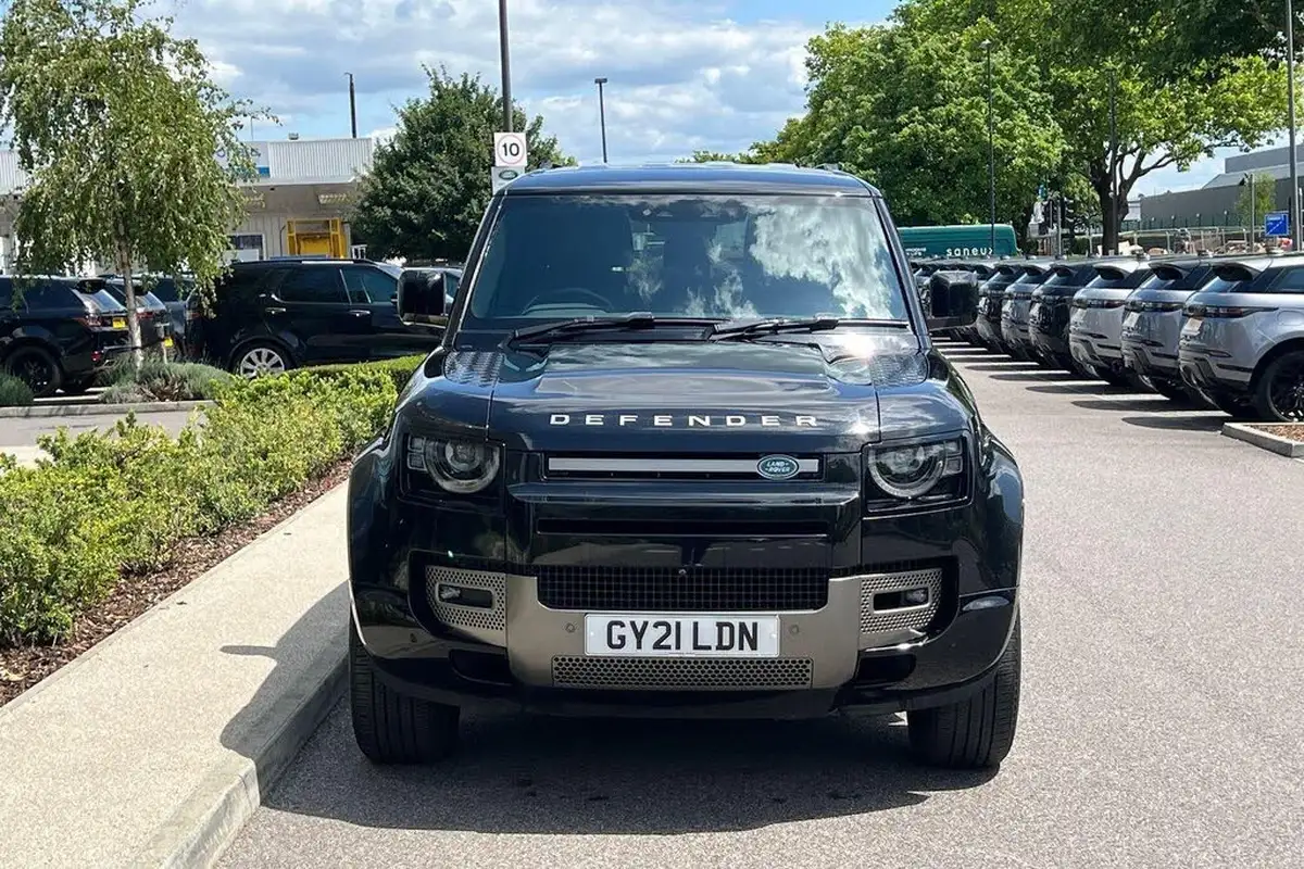 2021-land-rover-90-defender-30-d250-x-dynamic-se-big-14