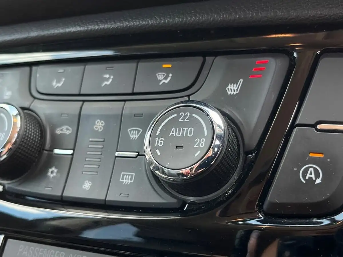 2017-vauxhall-mokka-x-14i-16v-turbo-elite-nav-140ps-ssecotec-1364cc-big-40