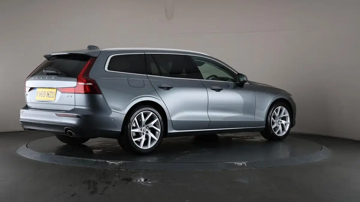 2019-volvo-v60-20-t5-momentum-plus-big-66