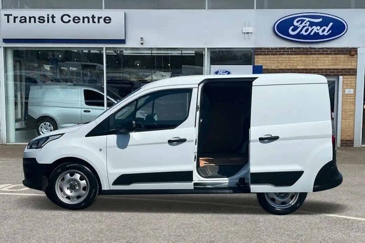 2022-ford-transit-connect-15-ecoblue-l1-220-leader-75pseu6dt-panel-big-5