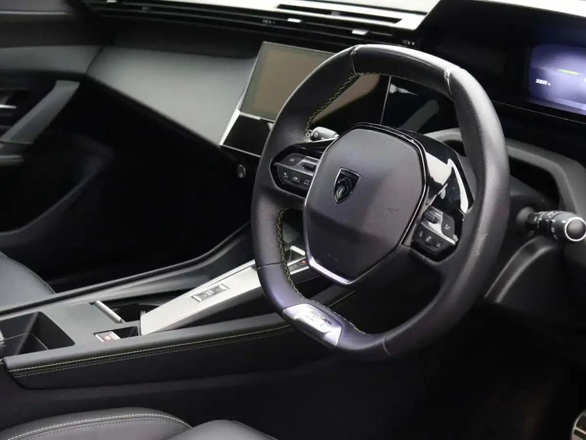 2022-peugeot-308-sw-12-puretech-gt-premium-station-wagon-big-20