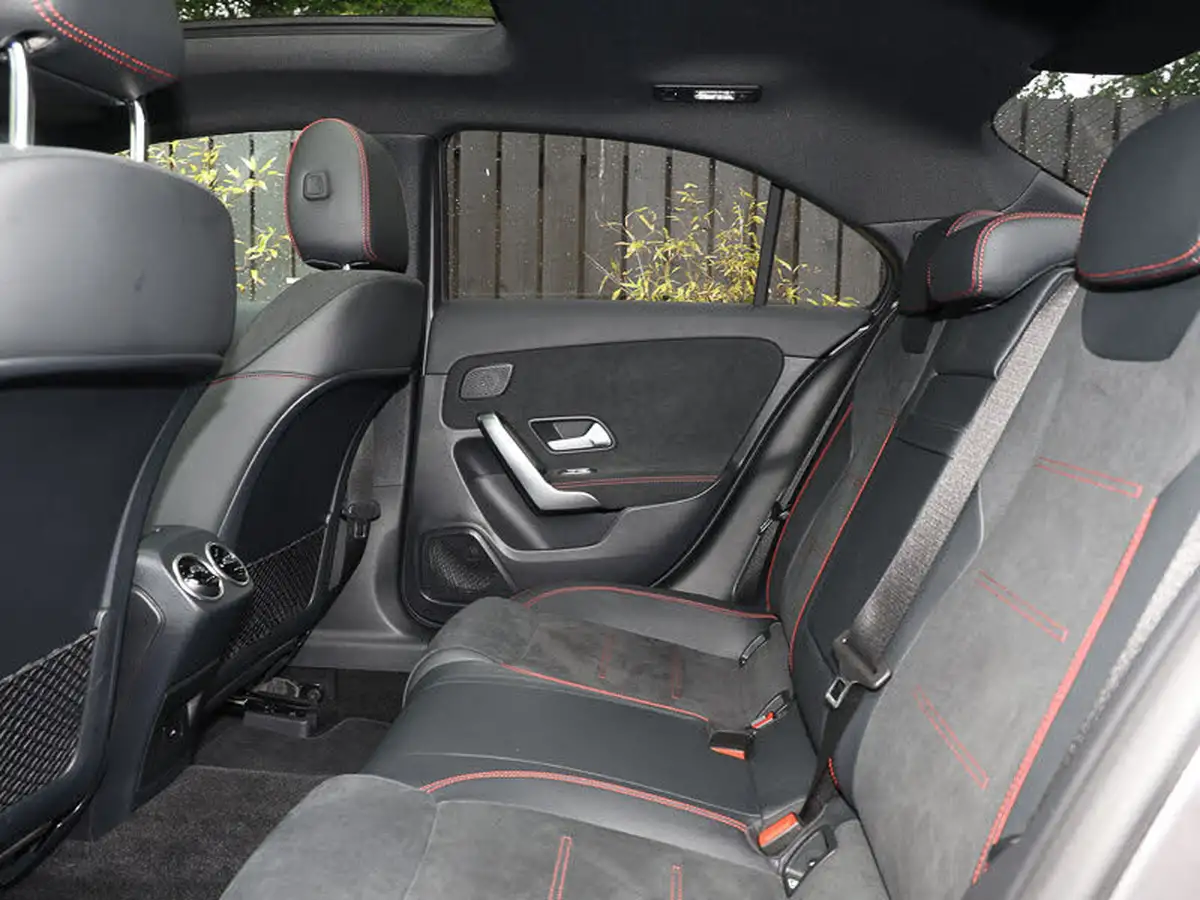 2023-mercedes-benz-a-class-big-5