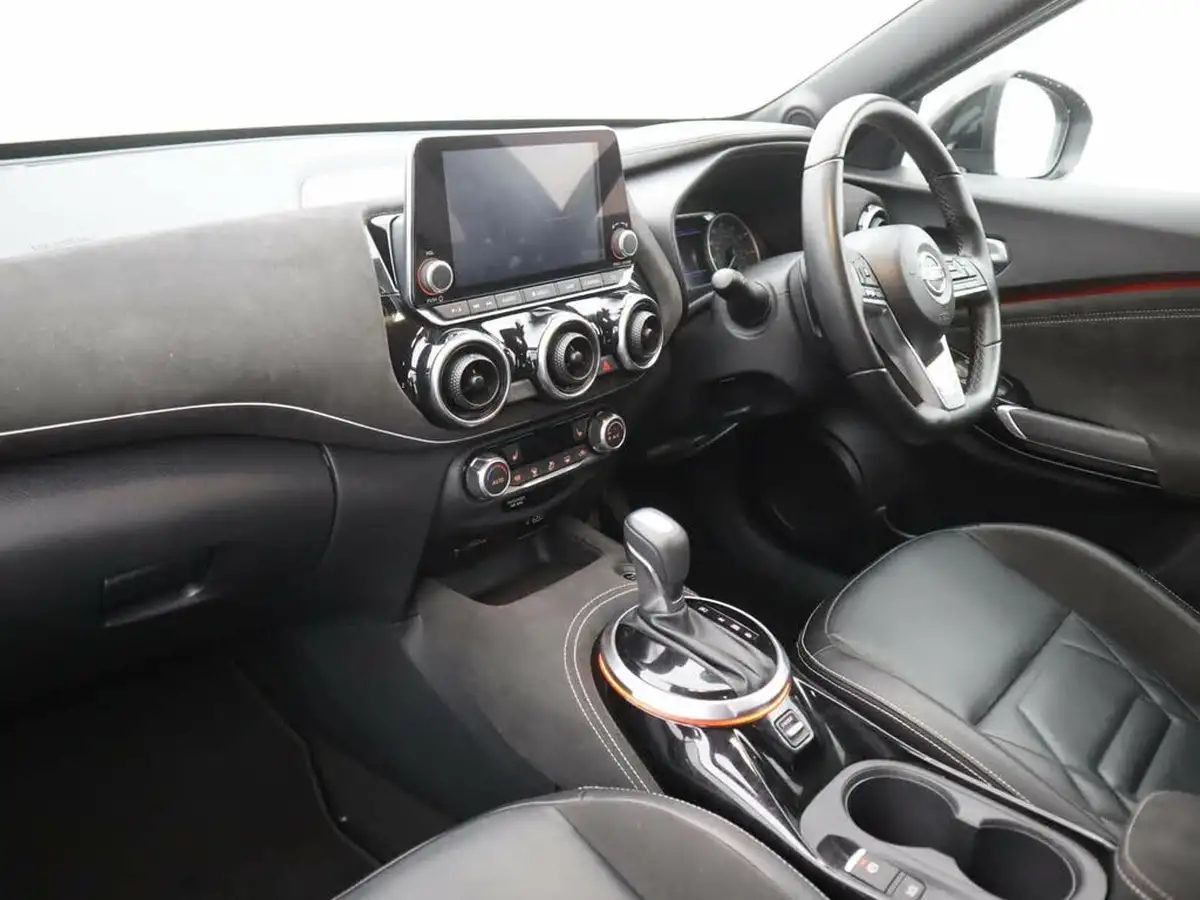 2021-nissan-juke-10-dig-t-tekna-dct-big-12