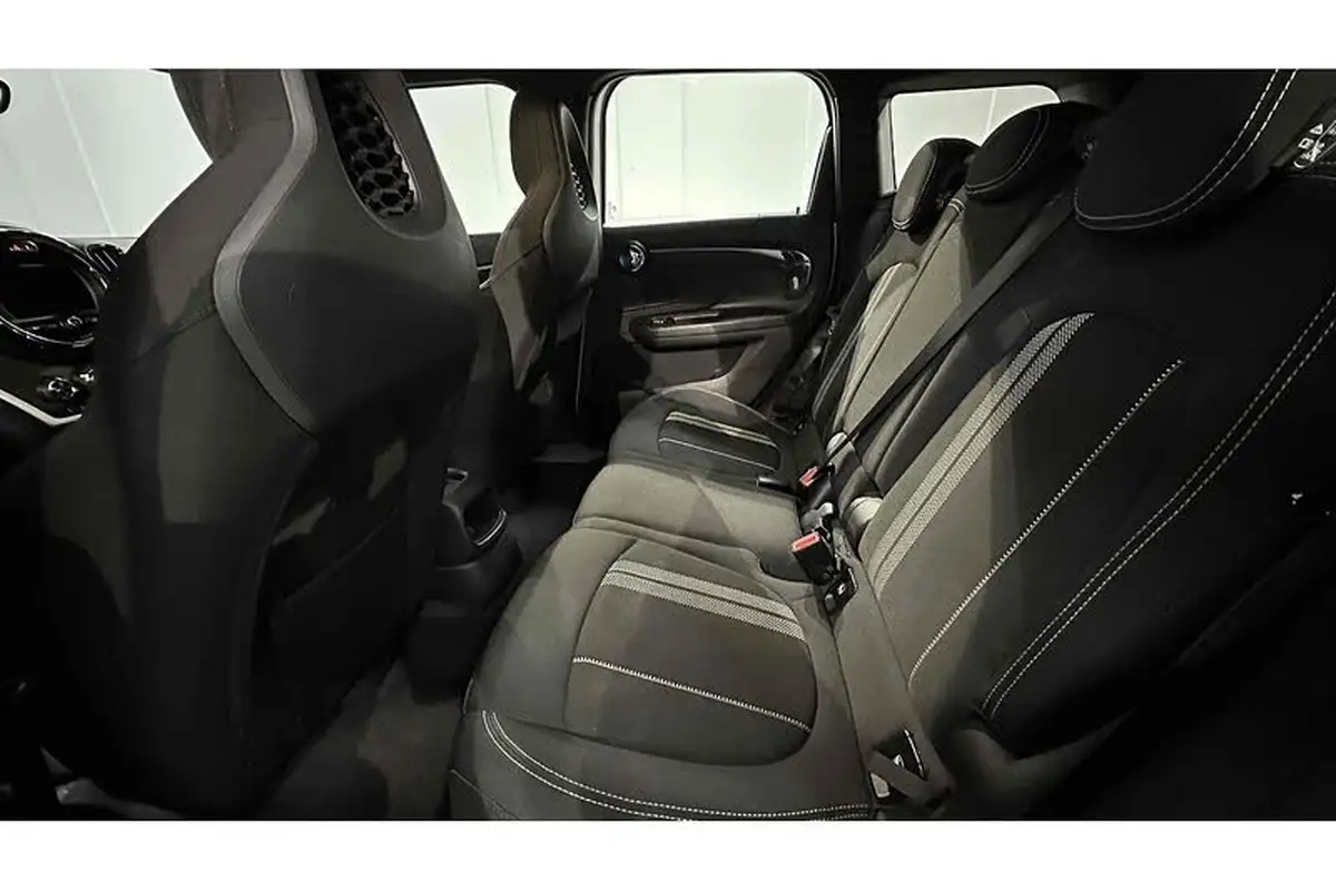 2019-mini-countryman-20-cooper-s-sport-big-24