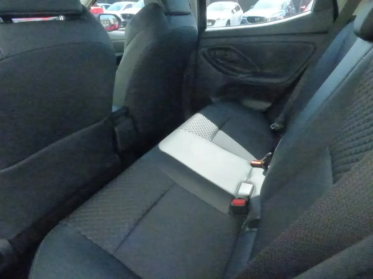 2022-mazda-mazda2-15-agile-big-14
