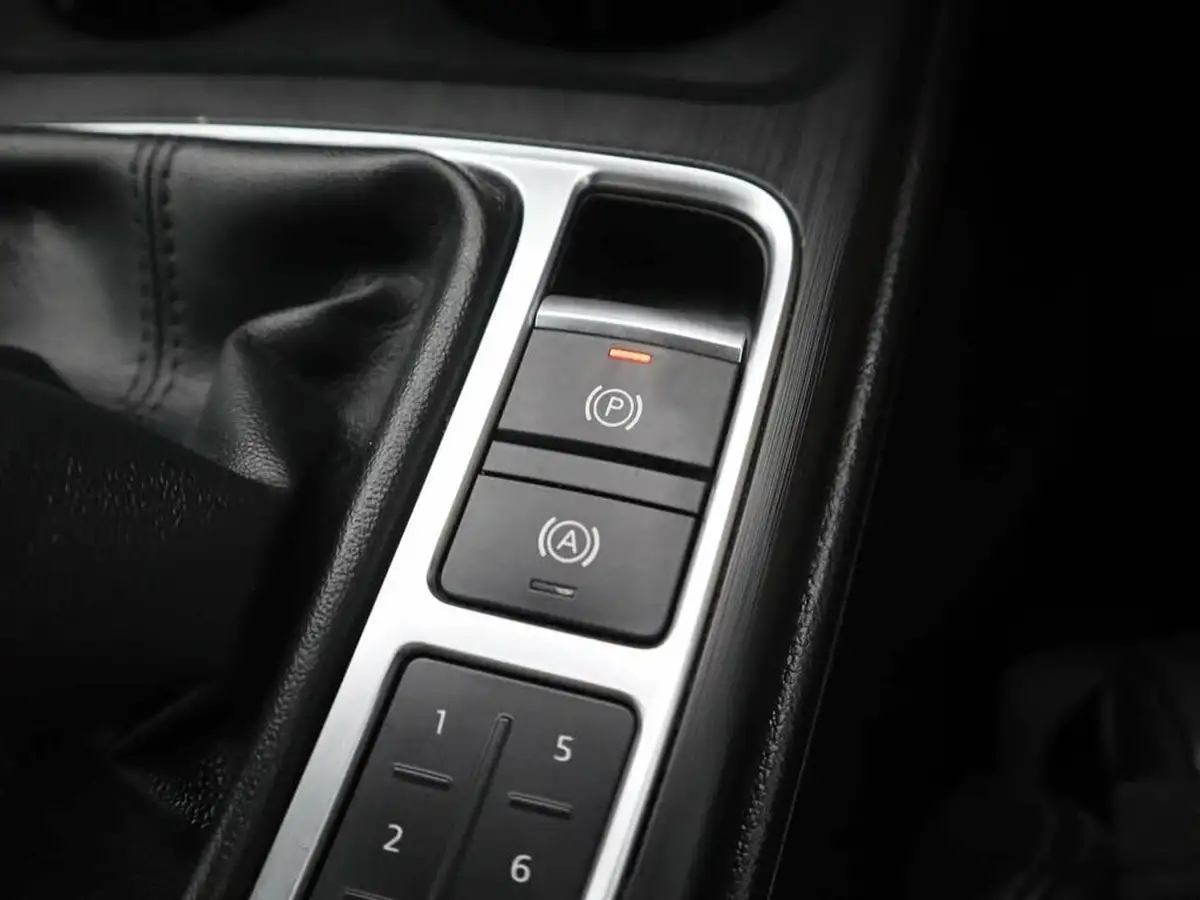 2019-audi-a4-20-35-tfsi-sport-big-30