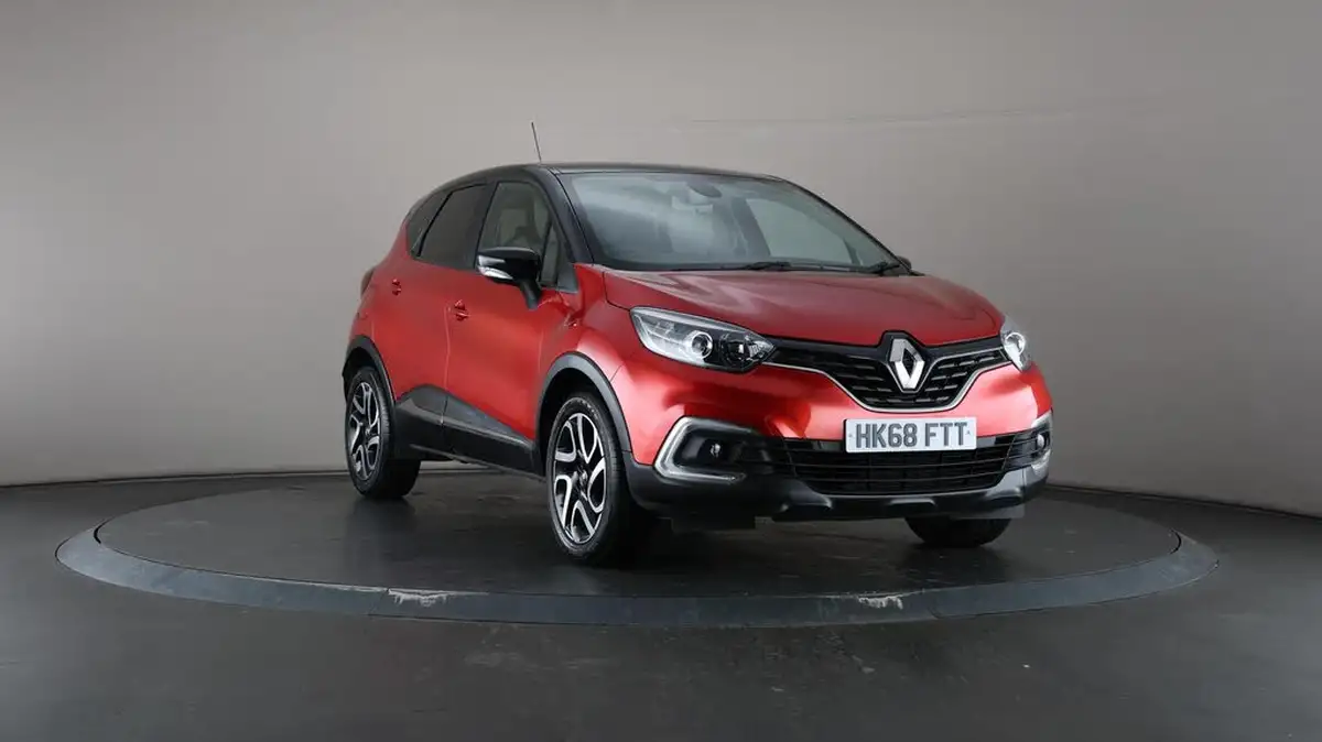 2019-renault-captur-09-tce-iconic-big-42