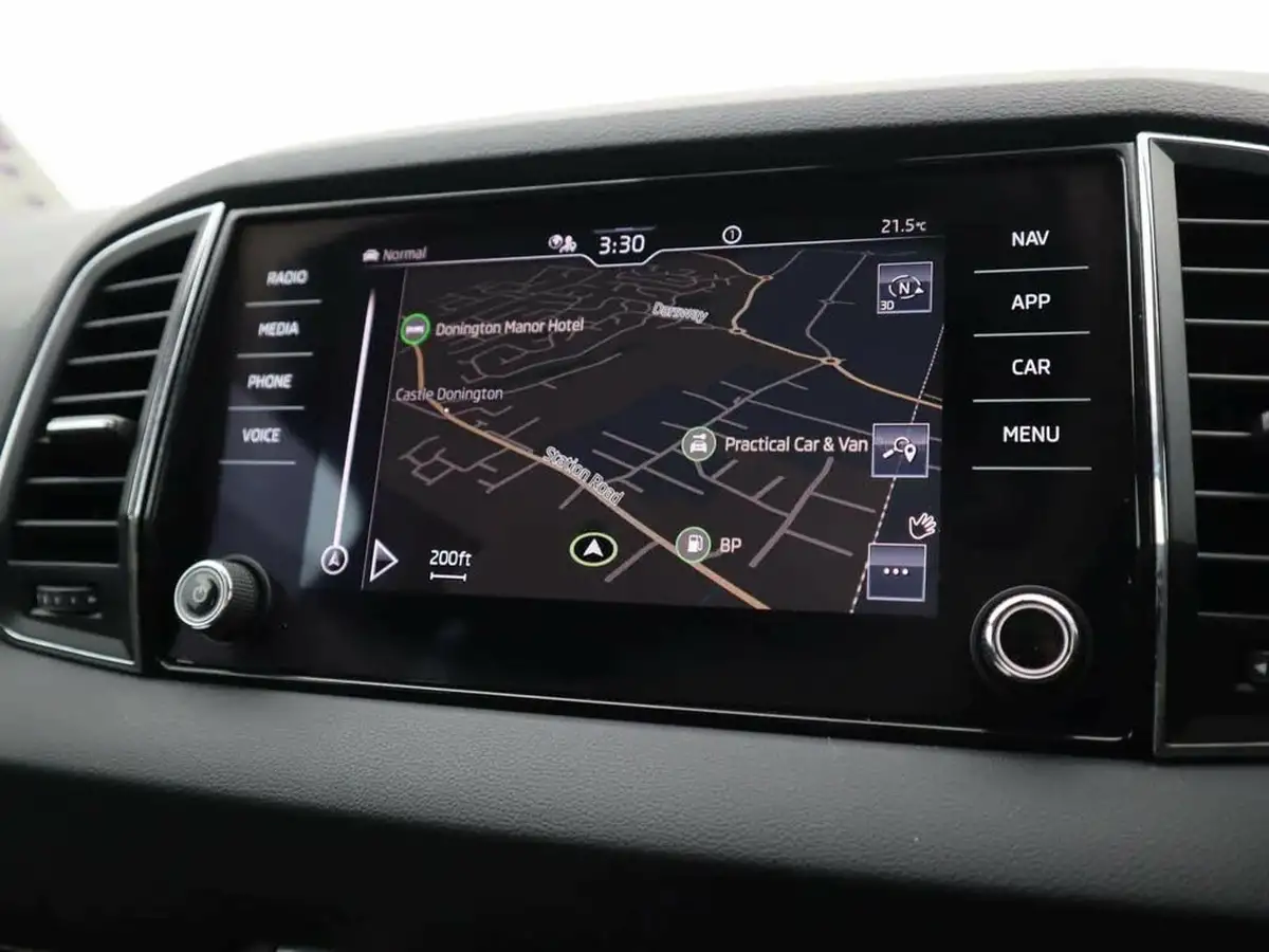 2022-skoda-karoq-20tdi-se-l-150ps-big-14