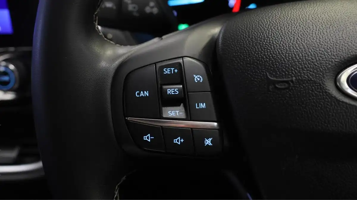 2021-ford-puma-suv-10-titanium-125ps-hybrid-mhev-auto-big-21