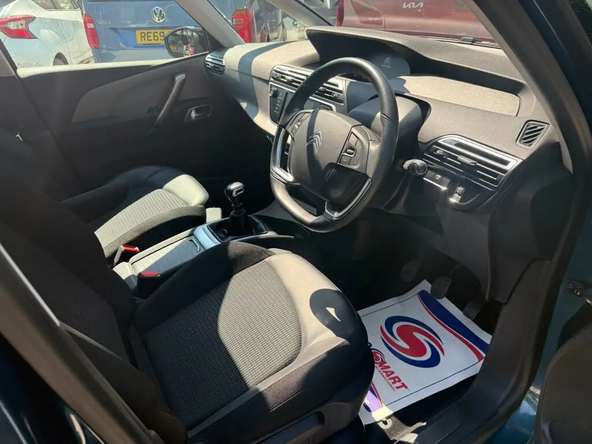 2022-citroen-grand-c4-spacetourer-12-puretech-sense-eat8-big-8