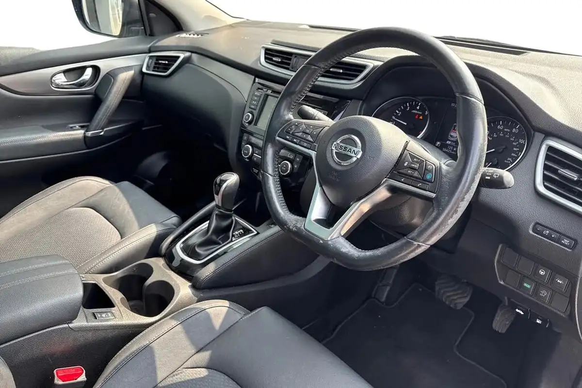 2020-nissan-qashqai-13-dig-t-tekna-160ps-dct-big-12