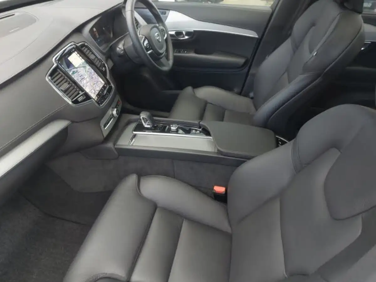 2024-volvo-xc90-20-t8-plus-big-4