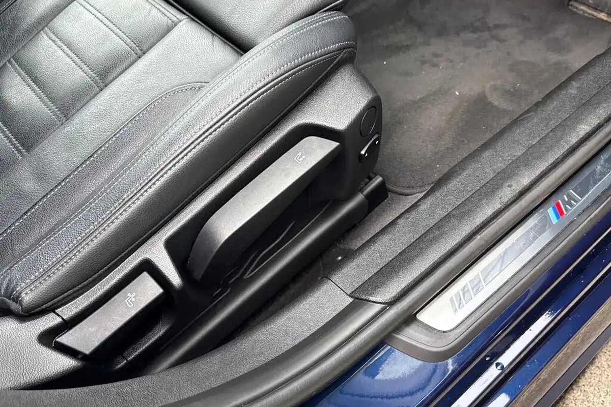 2021-bmw-3-series-20td-320d-m-sport-pro-edition-saloon-4d-big-45