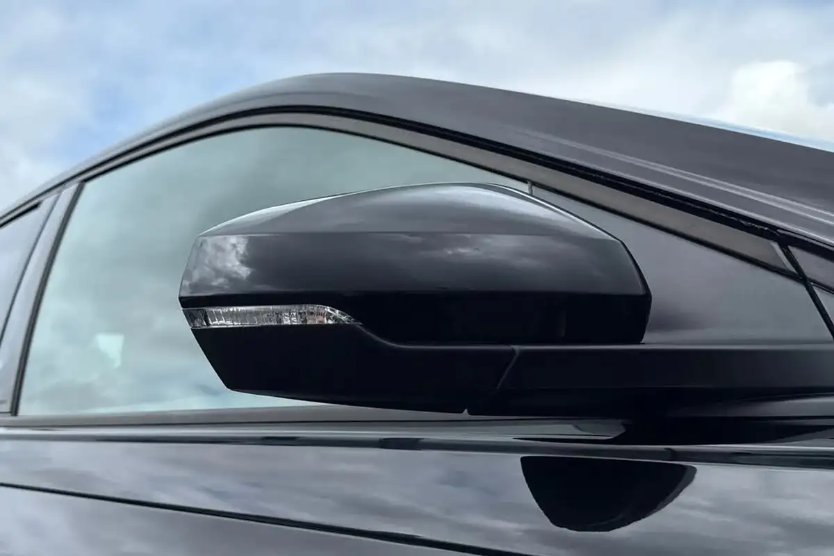 2023-volkswagen-polo-20-tsi-gti-big-30