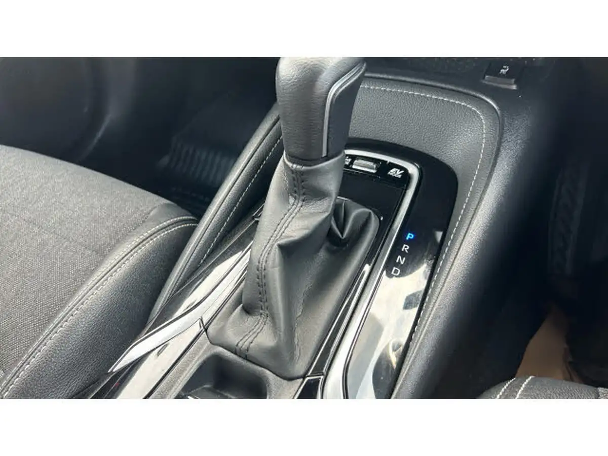2022-toyota-corolla-18-vvt-i-design-120bhp-trk-hatchback-5d-big-31