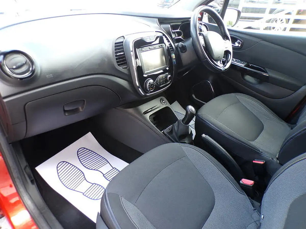 2015-renault-captur-15dci-dynamique-s-90bhp-energyss-big-15