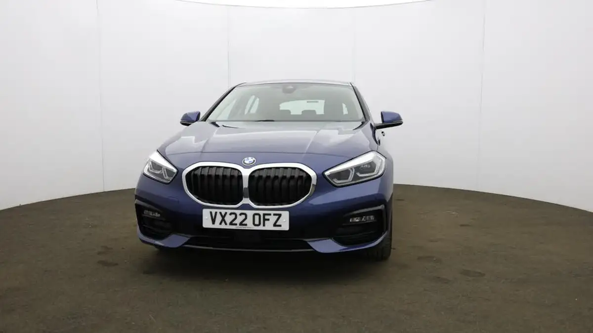 2022-bmw-1-series-15td-116d-sport-dct-big-41