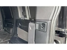 2024-land-rover-110-defender-30-d300-hard-top-x-dynamic-hse-110-small-27