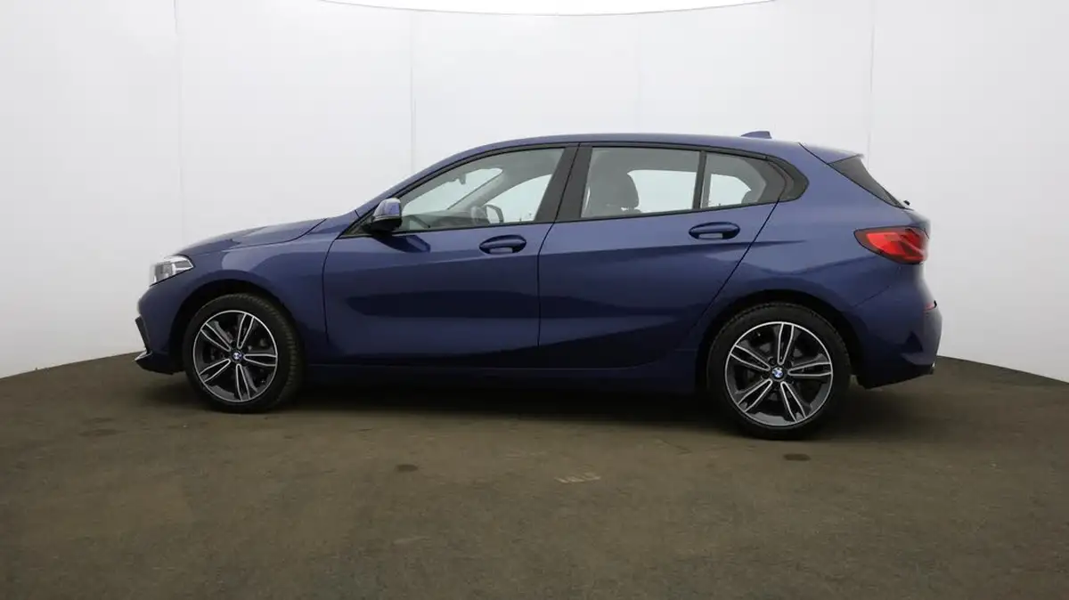 2022-bmw-1-series-15td-116d-sport-dct-big-69