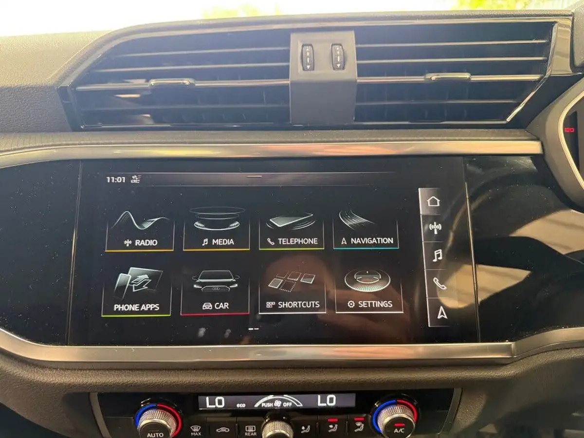 2019-audi-q3-20-35-tdi-sport-station-wagon-quattro-big-13