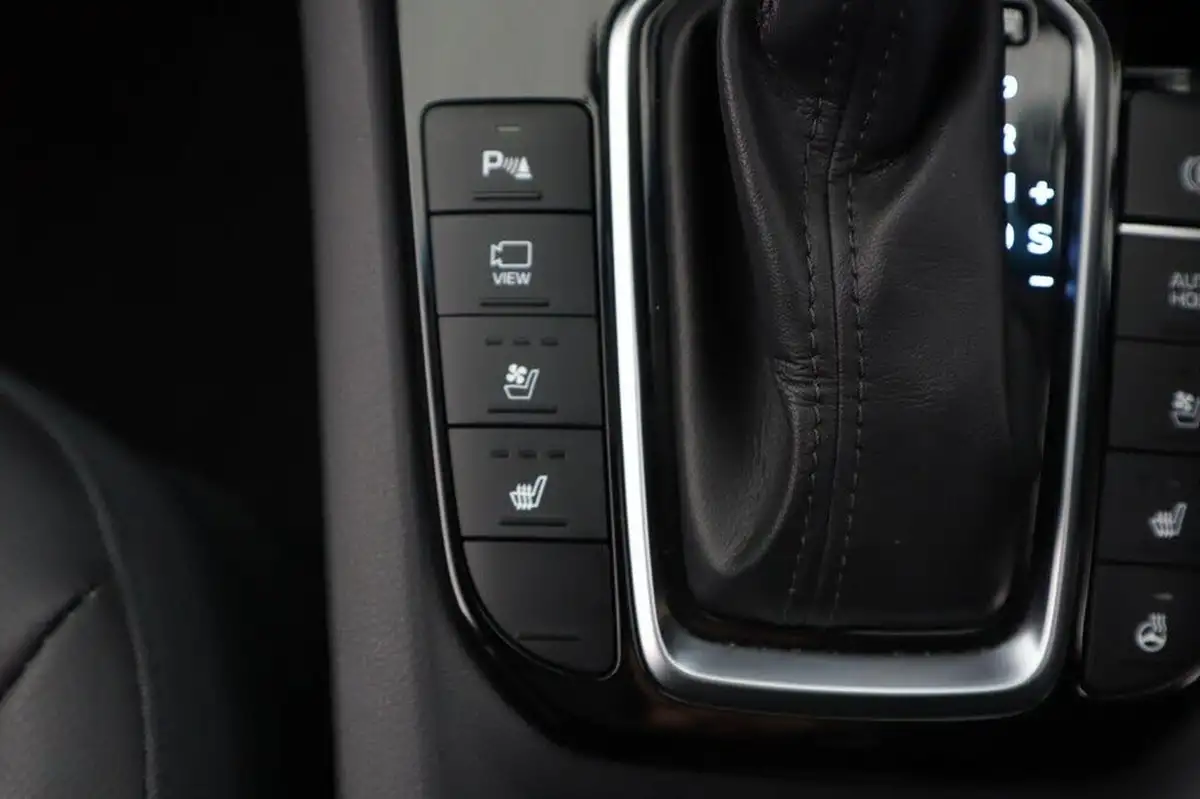 2021-hyundai-ioniq-16-gdi-premium-se-hybrid-big-20