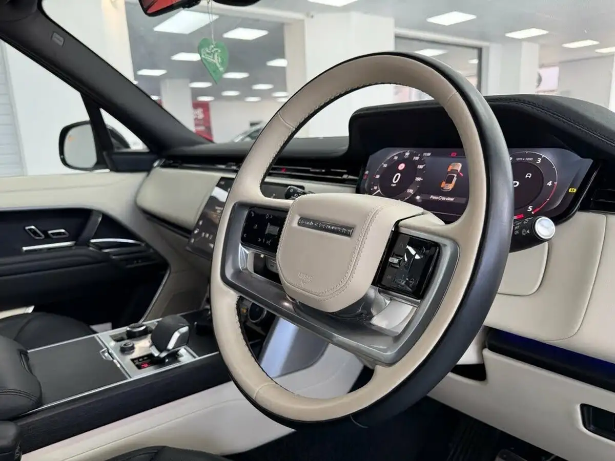 2022-land-rover-range-rover-30-d350-hse-big-63