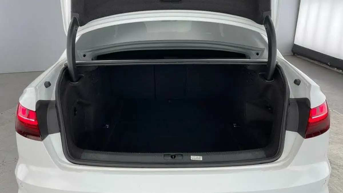 2022-audi-a4-20-35-tfsi-s-line-tronic-big-31