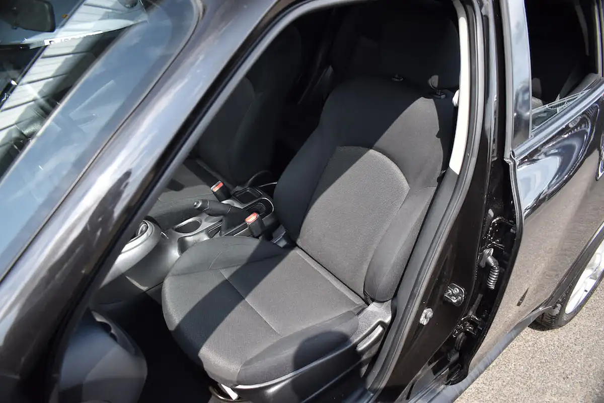 2011-nissan-juke-16-acenta-16v-1598cc-big-36