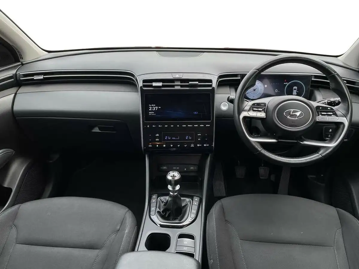 2022-hyundai-tucson-16-t-gdi-premium-150ps-big-12