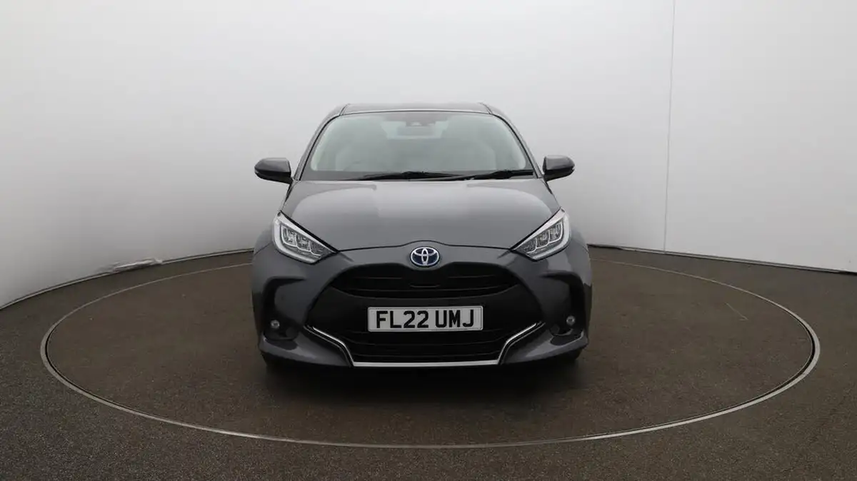 2022-toyota-yaris-15-vvt-i-excel-big-32