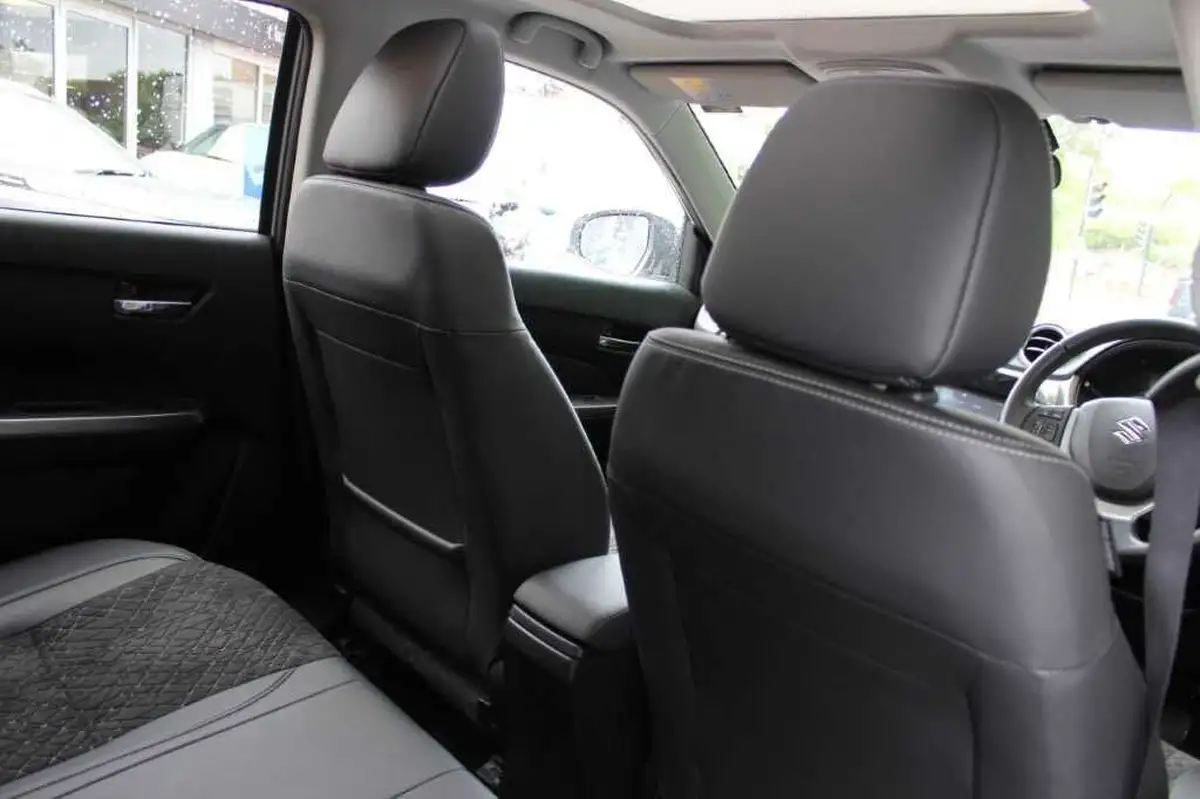 2022-suzuki-vitara-14-boosterjet-sz5-allgrip-big-28