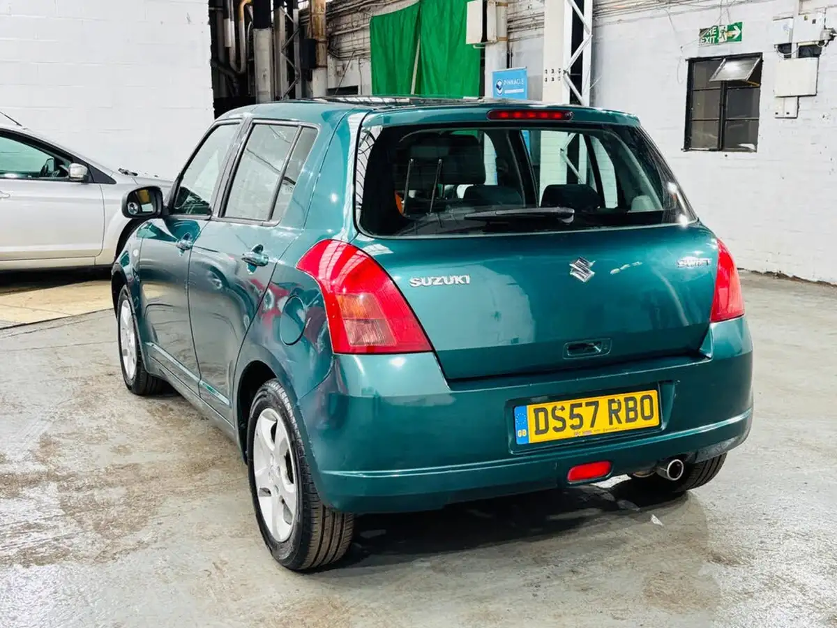 2007-suzuki-swift-15-glx-5d-auto-big-5
