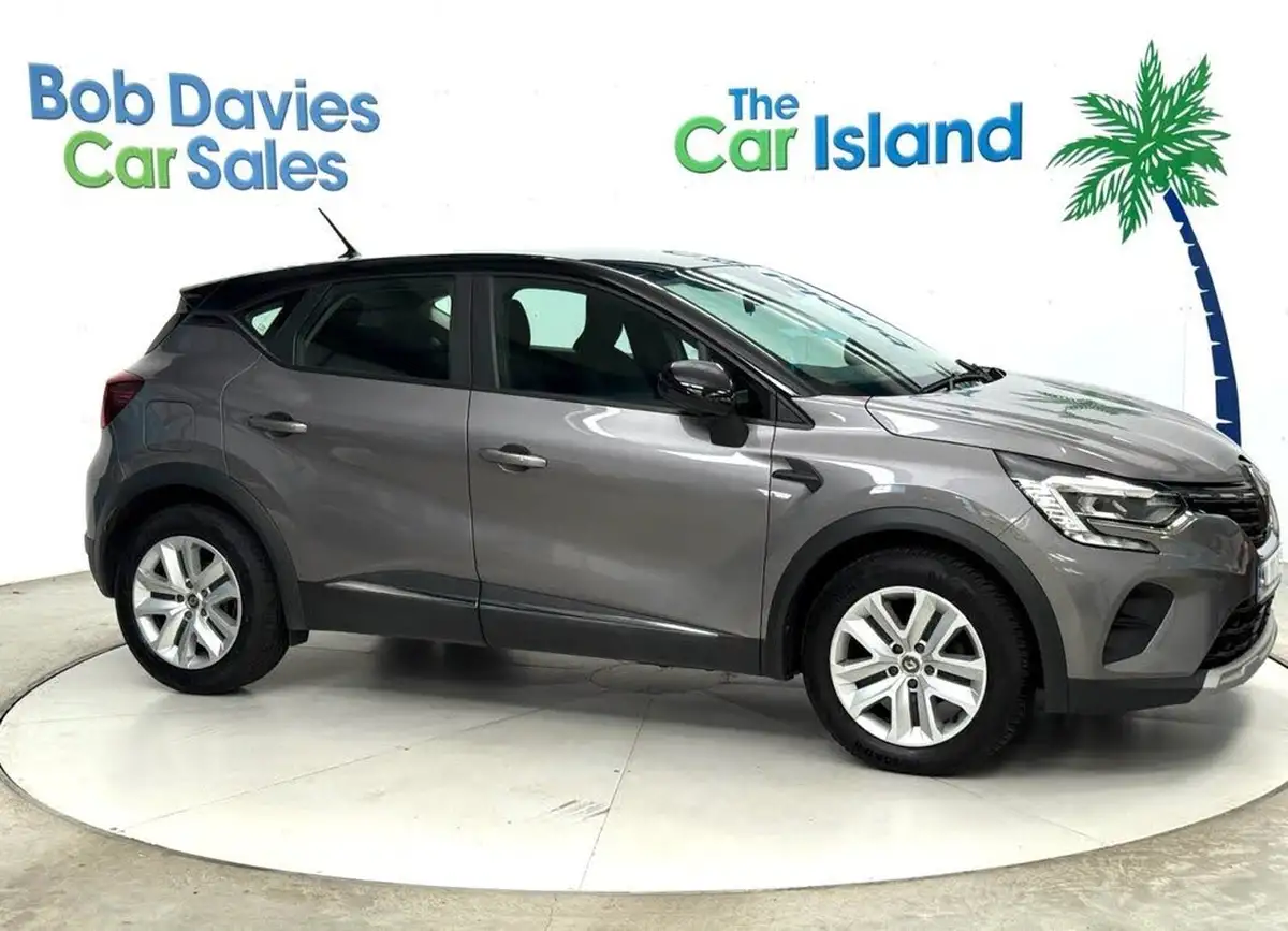 2020-renault-captur-10-tce-play-100bhp-big-10