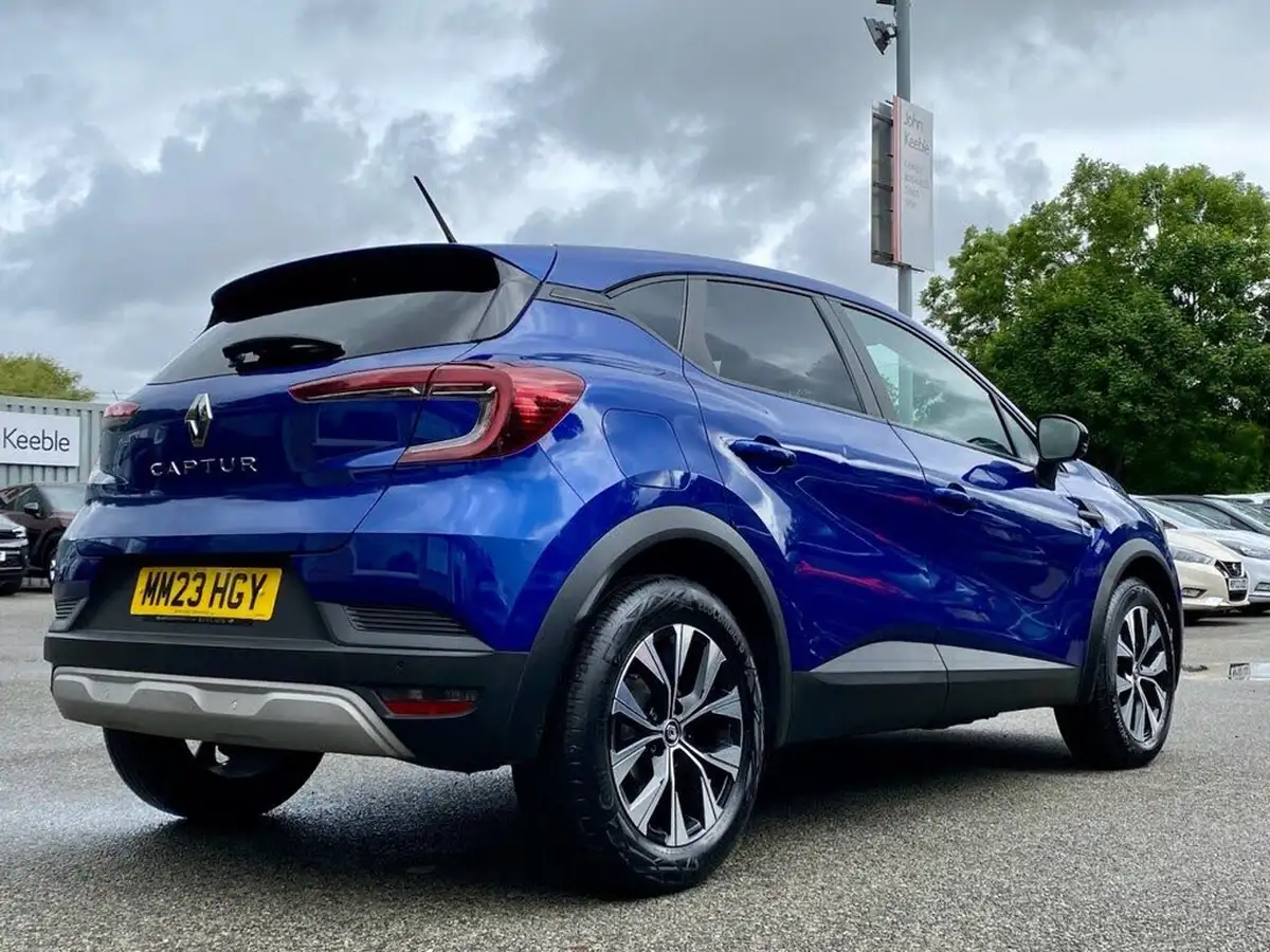 2023-renault-captur-13-evolution-big-10