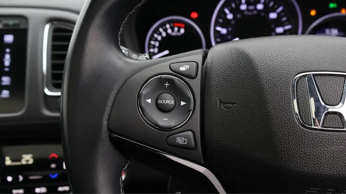 2020-honda-hr-v-15-i-vtec-ex-cvt-big-26