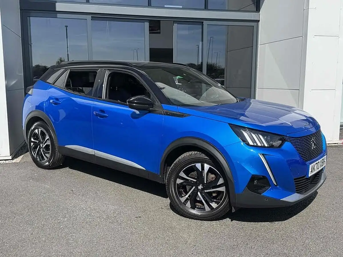 2021-peugeot-2008-suv-e-gt-big-8